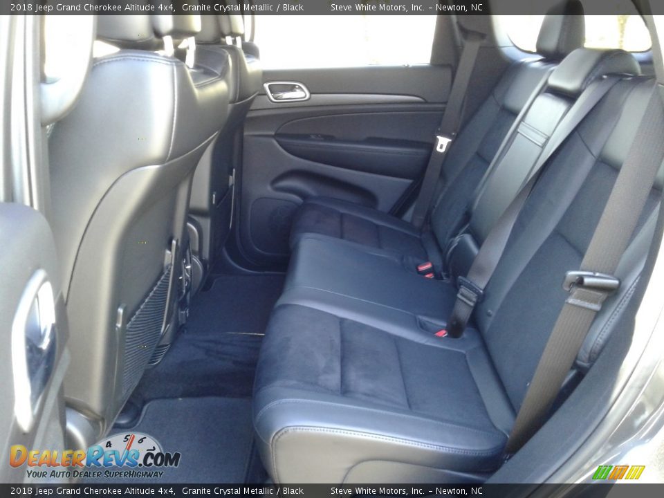2018 Jeep Grand Cherokee Altitude 4x4 Granite Crystal Metallic / Black Photo #11