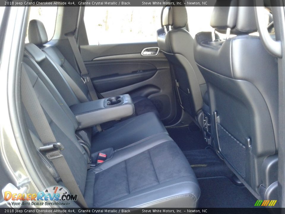 2018 Jeep Grand Cherokee Altitude 4x4 Granite Crystal Metallic / Black Photo #13