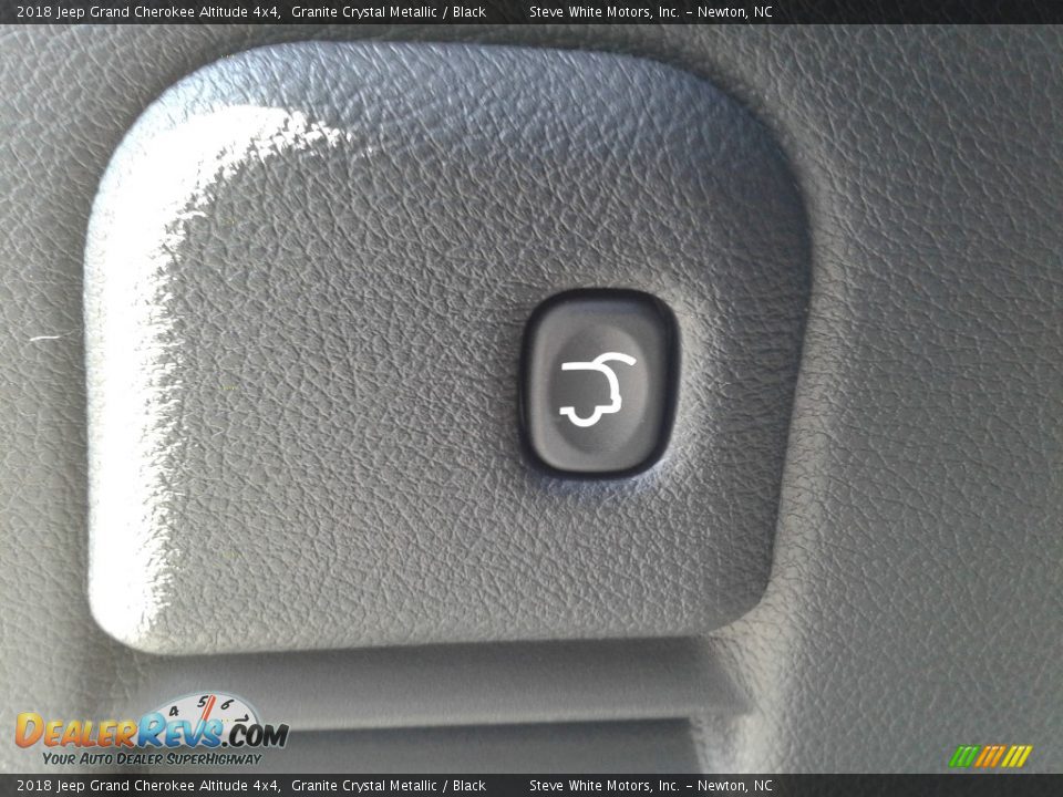 2018 Jeep Grand Cherokee Altitude 4x4 Granite Crystal Metallic / Black Photo #32