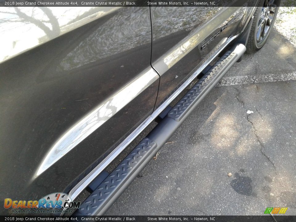 2018 Jeep Grand Cherokee Altitude 4x4 Granite Crystal Metallic / Black Photo #34