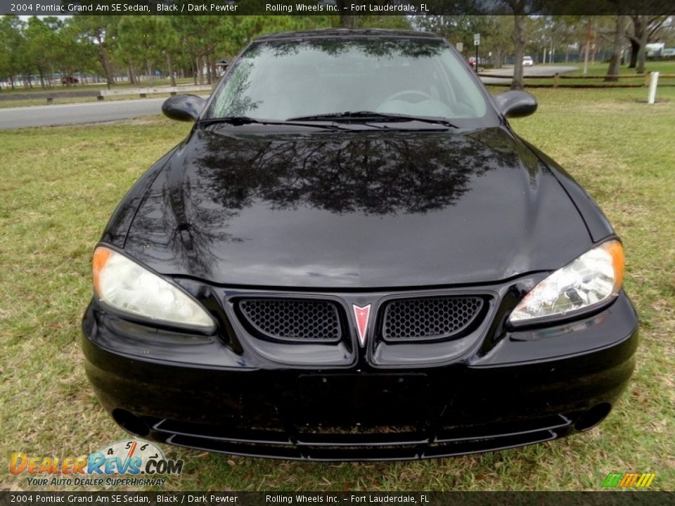 2004 Pontiac Grand Am SE Sedan Black / Dark Pewter Photo #15