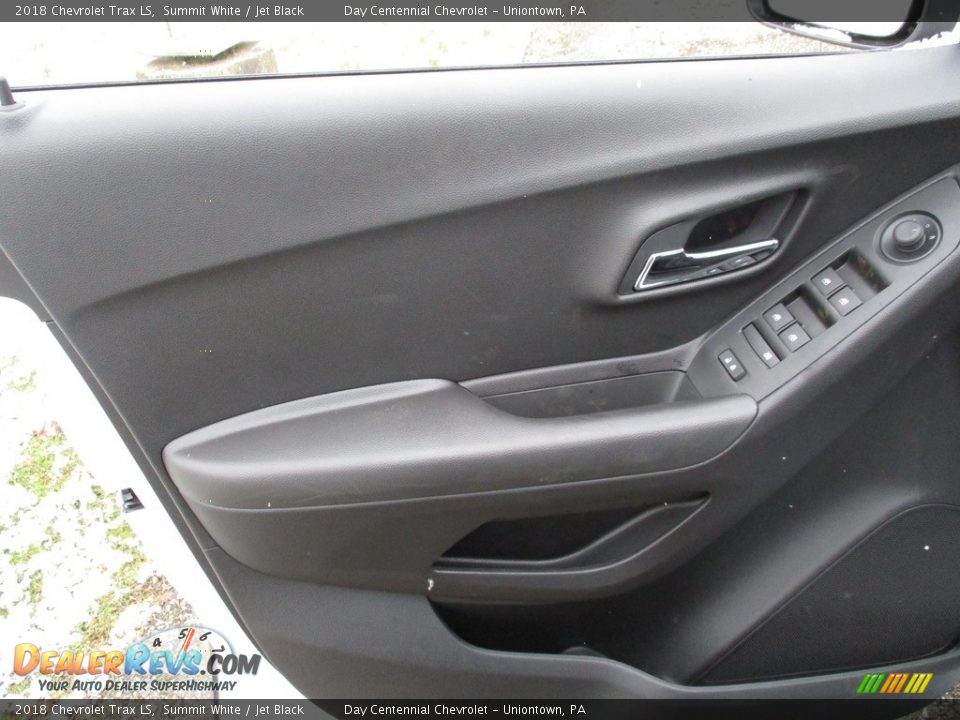 2018 Chevrolet Trax LS Summit White / Jet Black Photo #6