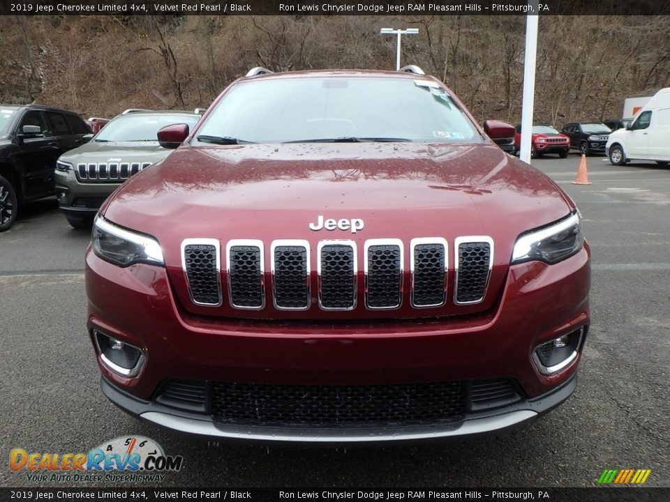 2019 Jeep Cherokee Limited 4x4 Velvet Red Pearl / Black Photo #8