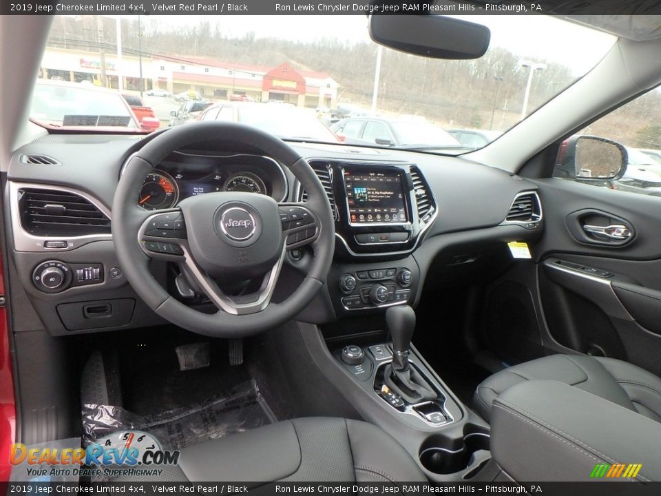 Black Interior - 2019 Jeep Cherokee Limited 4x4 Photo #12