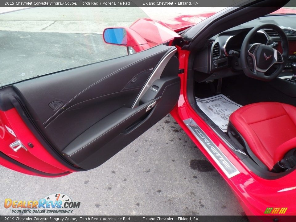 2019 Chevrolet Corvette Stingray Coupe Torch Red / Adrenaline Red Photo #11