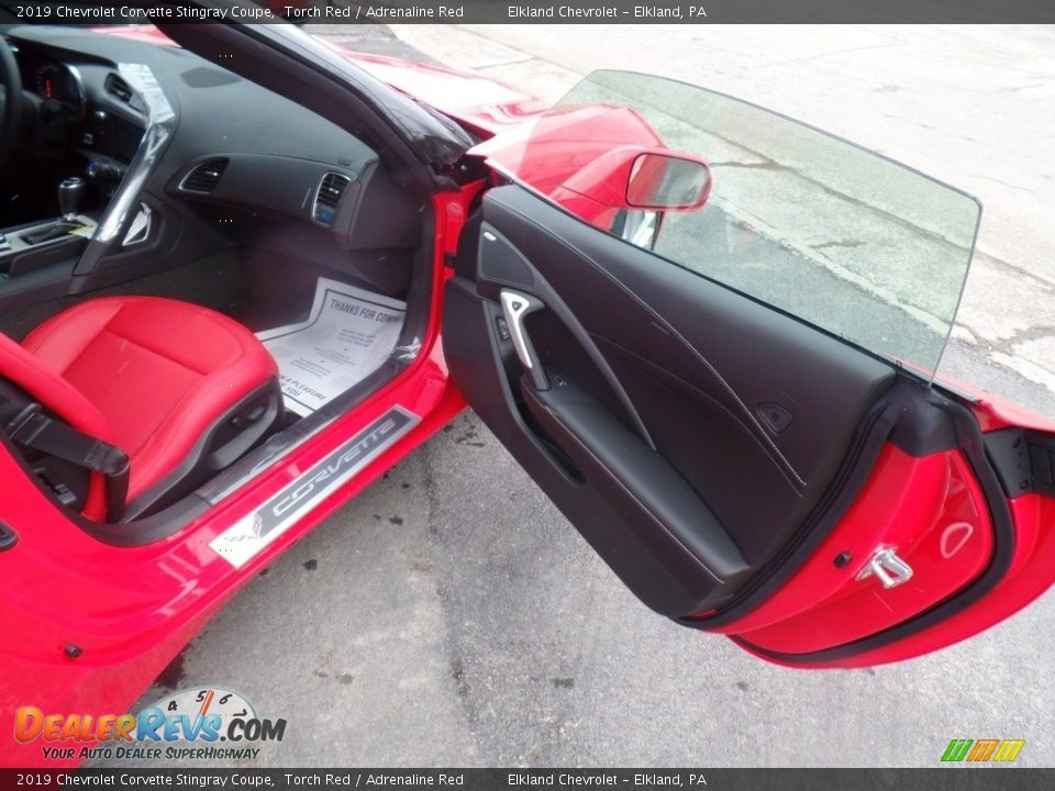 2019 Chevrolet Corvette Stingray Coupe Torch Red / Adrenaline Red Photo #29