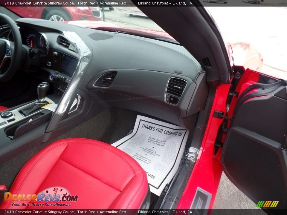 2019 Chevrolet Corvette Stingray Coupe Torch Red / Adrenaline Red Photo #32