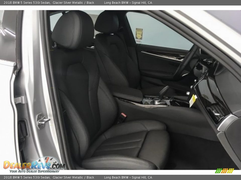 2018 BMW 5 Series 530i Sedan Glacier Silver Metallic / Black Photo #2
