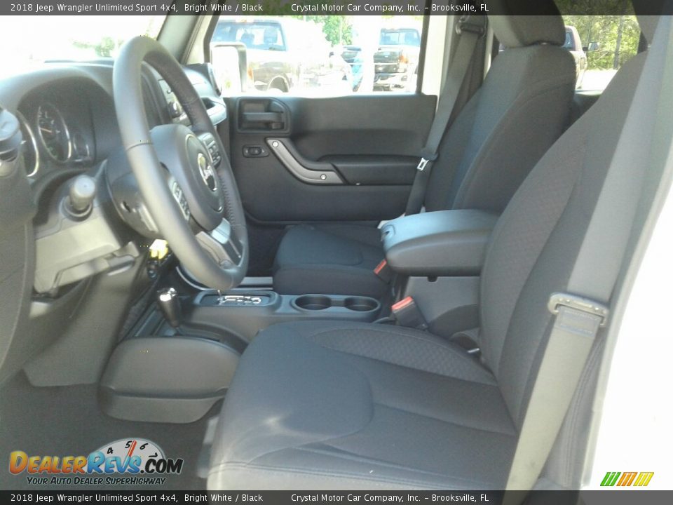 2018 Jeep Wrangler Unlimited Sport 4x4 Bright White / Black Photo #9
