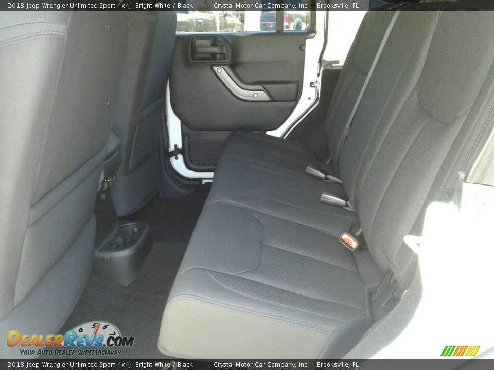 2018 Jeep Wrangler Unlimited Sport 4x4 Bright White / Black Photo #10