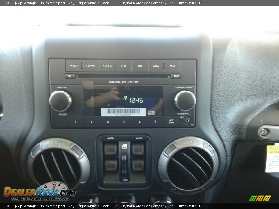2018 Jeep Wrangler Unlimited Sport 4x4 Bright White / Black Photo #15