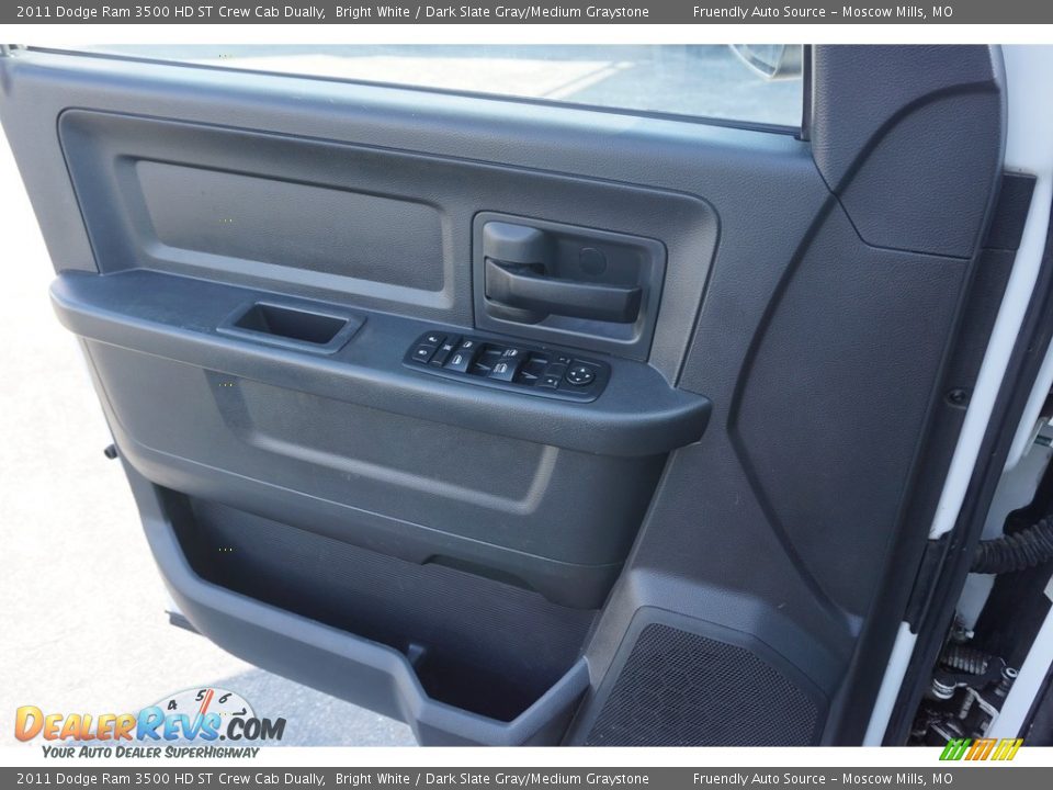 2011 Dodge Ram 3500 HD ST Crew Cab Dually Bright White / Dark Slate Gray/Medium Graystone Photo #21