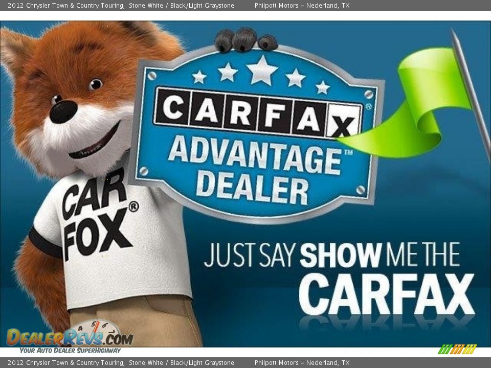 2012 Chrysler Town & Country Touring Stone White / Black/Light Graystone Photo #16