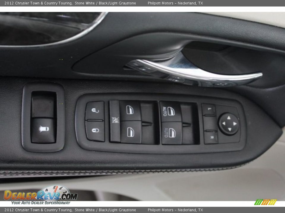 2012 Chrysler Town & Country Touring Stone White / Black/Light Graystone Photo #19