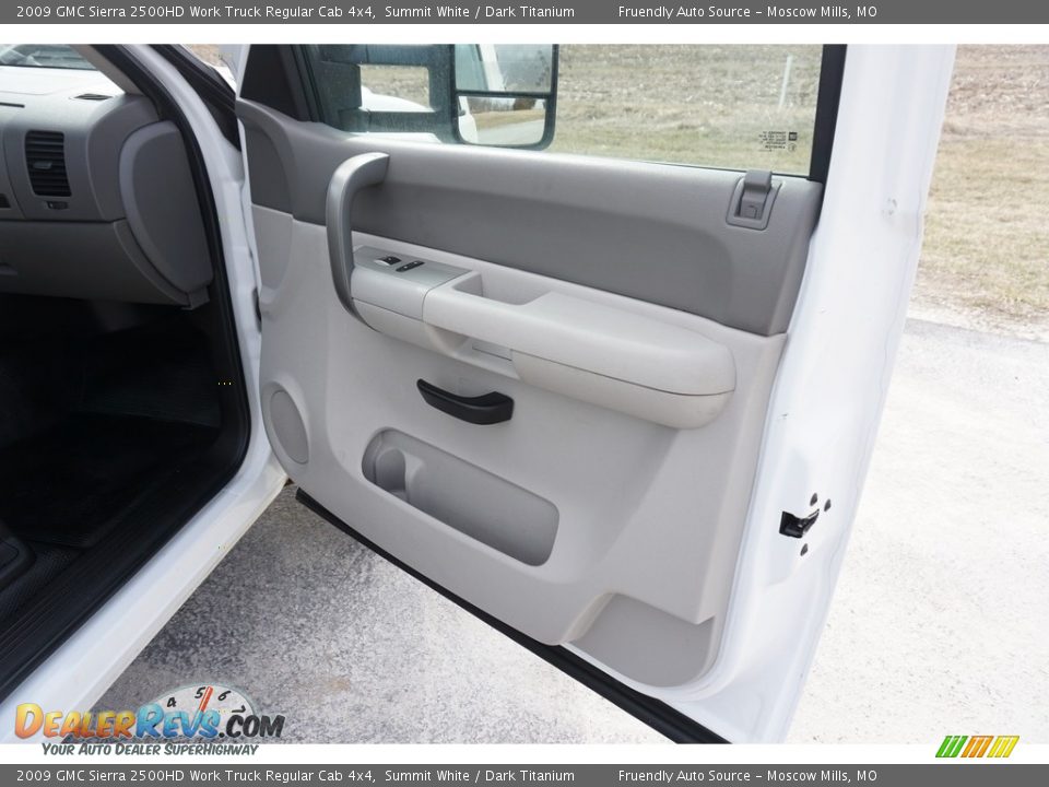 2009 GMC Sierra 2500HD Work Truck Regular Cab 4x4 Summit White / Dark Titanium Photo #2