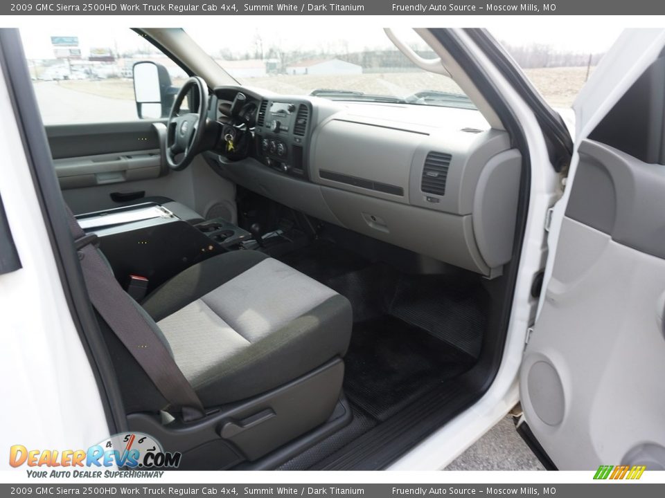 2009 GMC Sierra 2500HD Work Truck Regular Cab 4x4 Summit White / Dark Titanium Photo #3