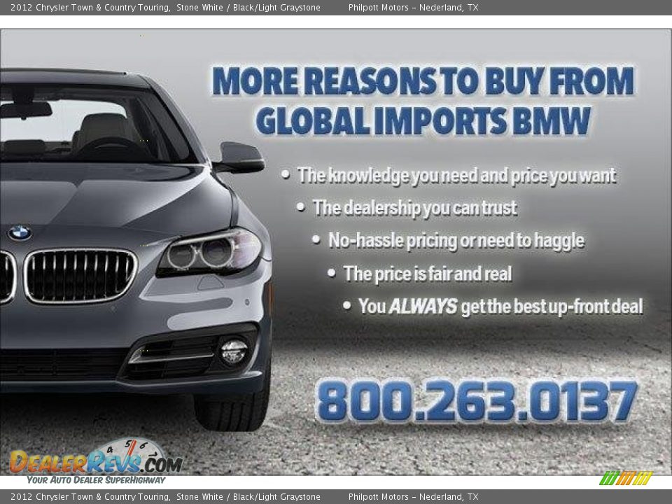 2012 Chrysler Town & Country Touring Stone White / Black/Light Graystone Photo #33