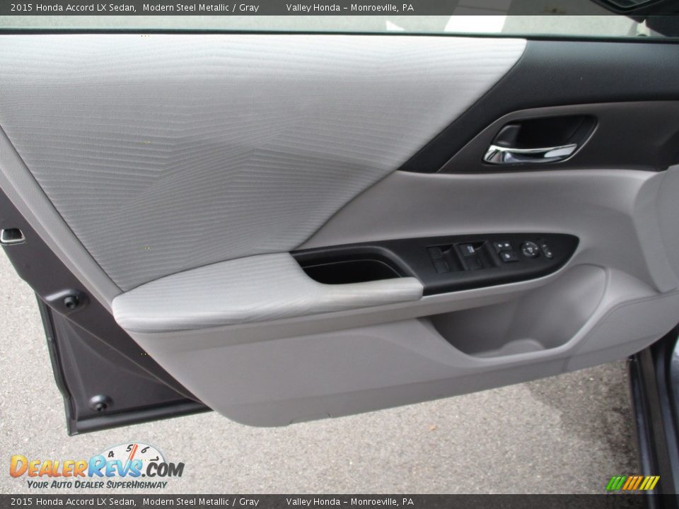 2015 Honda Accord LX Sedan Modern Steel Metallic / Gray Photo #10