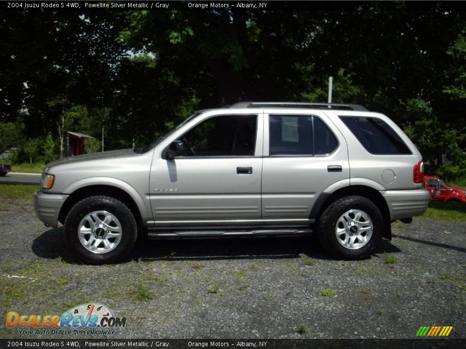 2004 Isuzu Rodeo S 4WD Powellite Silver Metallic / Gray Photo #3