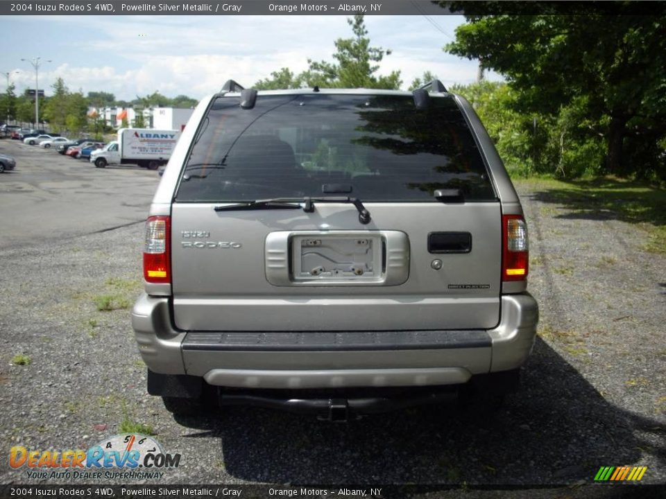 2004 Isuzu Rodeo S 4WD Powellite Silver Metallic / Gray Photo #5