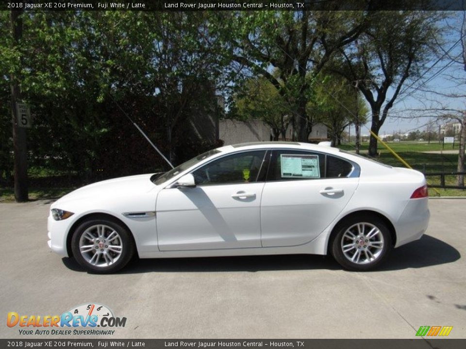 2018 Jaguar XE 20d Premium Fuji White / Latte Photo #11