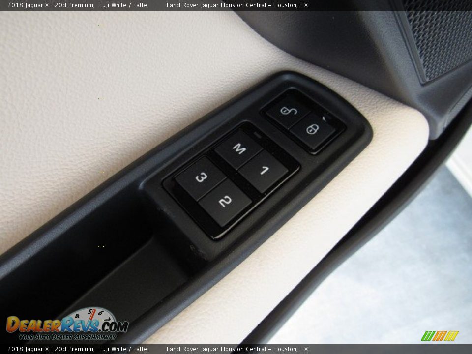 2018 Jaguar XE 20d Premium Fuji White / Latte Photo #26