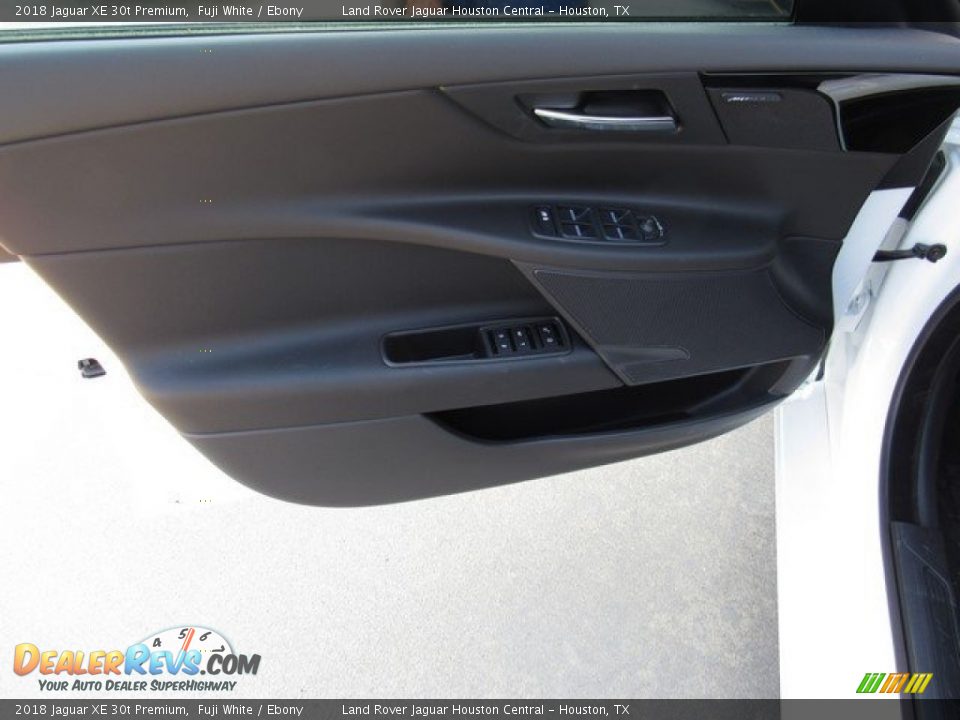 2018 Jaguar XE 30t Premium Fuji White / Ebony Photo #23