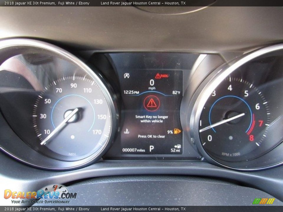 2018 Jaguar XE 30t Premium Fuji White / Ebony Photo #30