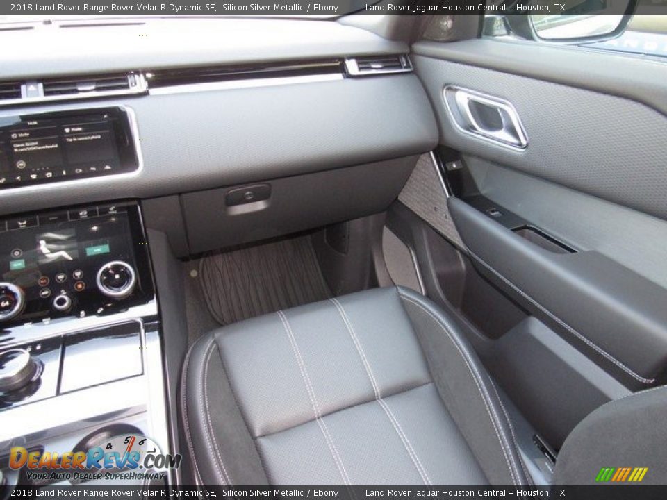 2018 Land Rover Range Rover Velar R Dynamic SE Silicon Silver Metallic / Ebony Photo #15