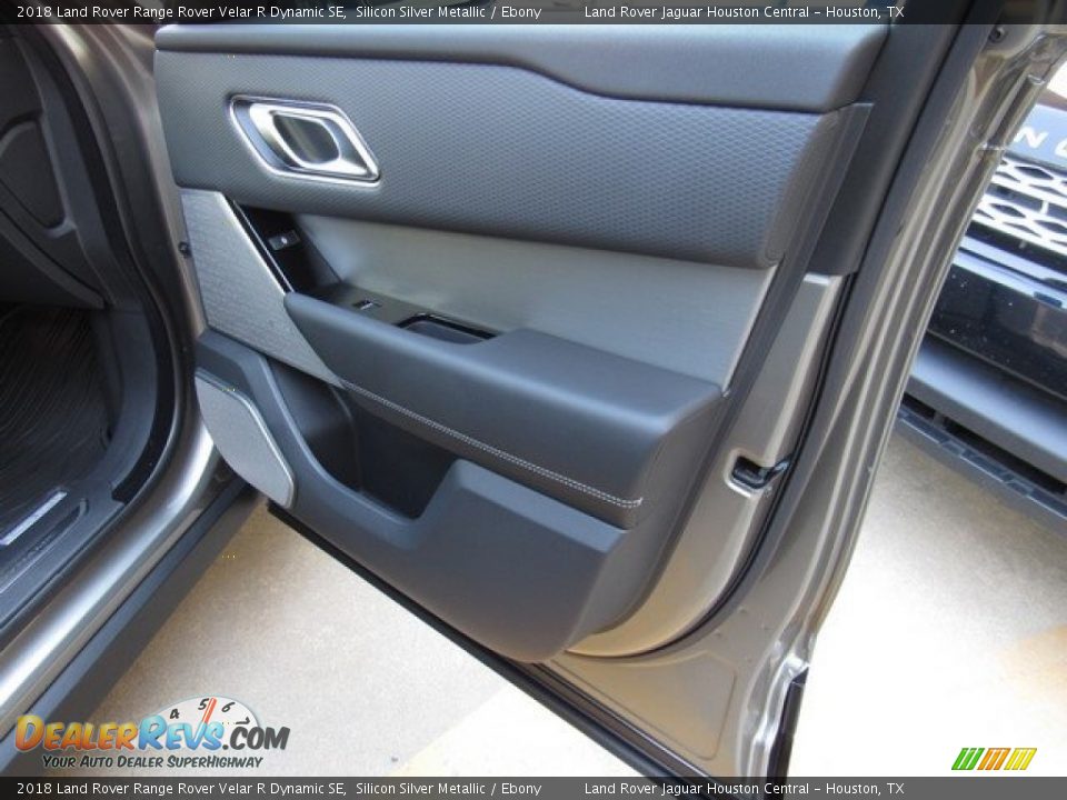 2018 Land Rover Range Rover Velar R Dynamic SE Silicon Silver Metallic / Ebony Photo #20