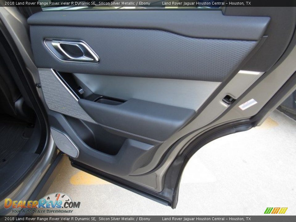 2018 Land Rover Range Rover Velar R Dynamic SE Silicon Silver Metallic / Ebony Photo #21