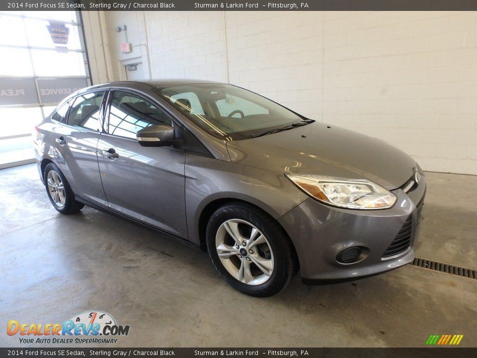 2014 Ford Focus SE Sedan Sterling Gray / Charcoal Black Photo #1