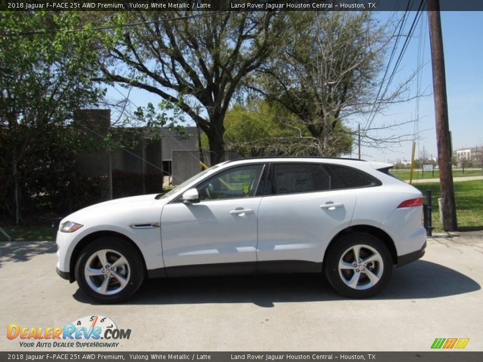 2018 Jaguar F-PACE 25t AWD Premium Yulong White Metallic / Latte Photo #11