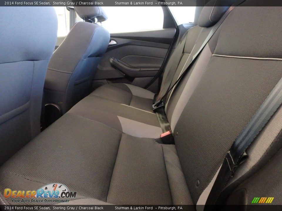 2014 Ford Focus SE Sedan Sterling Gray / Charcoal Black Photo #8