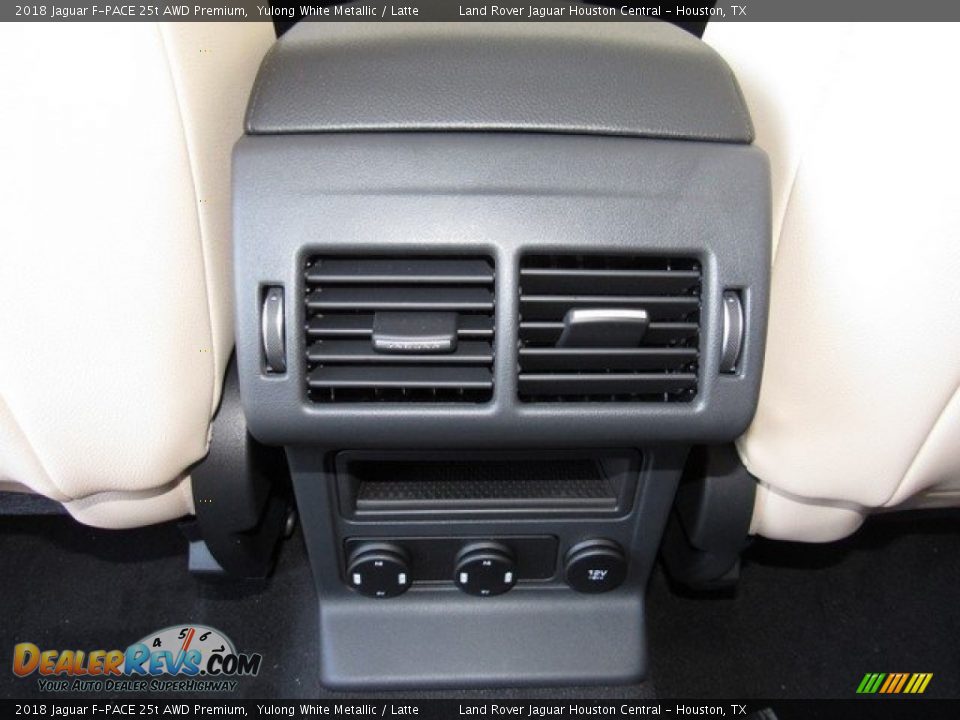 2018 Jaguar F-PACE 25t AWD Premium Yulong White Metallic / Latte Photo #16