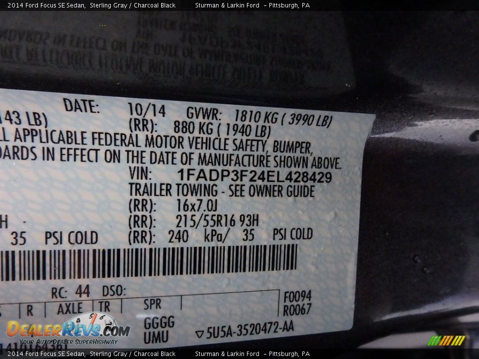 2014 Ford Focus SE Sedan Sterling Gray / Charcoal Black Photo #11