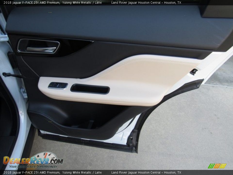 2018 Jaguar F-PACE 25t AWD Premium Yulong White Metallic / Latte Photo #22
