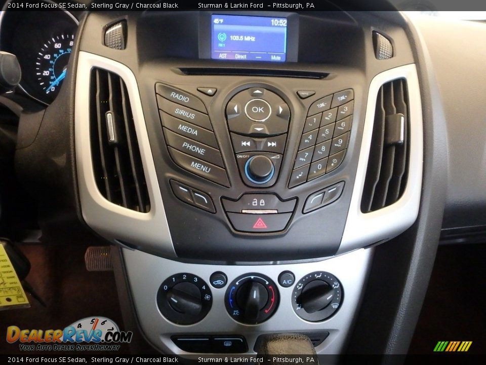 2014 Ford Focus SE Sedan Sterling Gray / Charcoal Black Photo #14