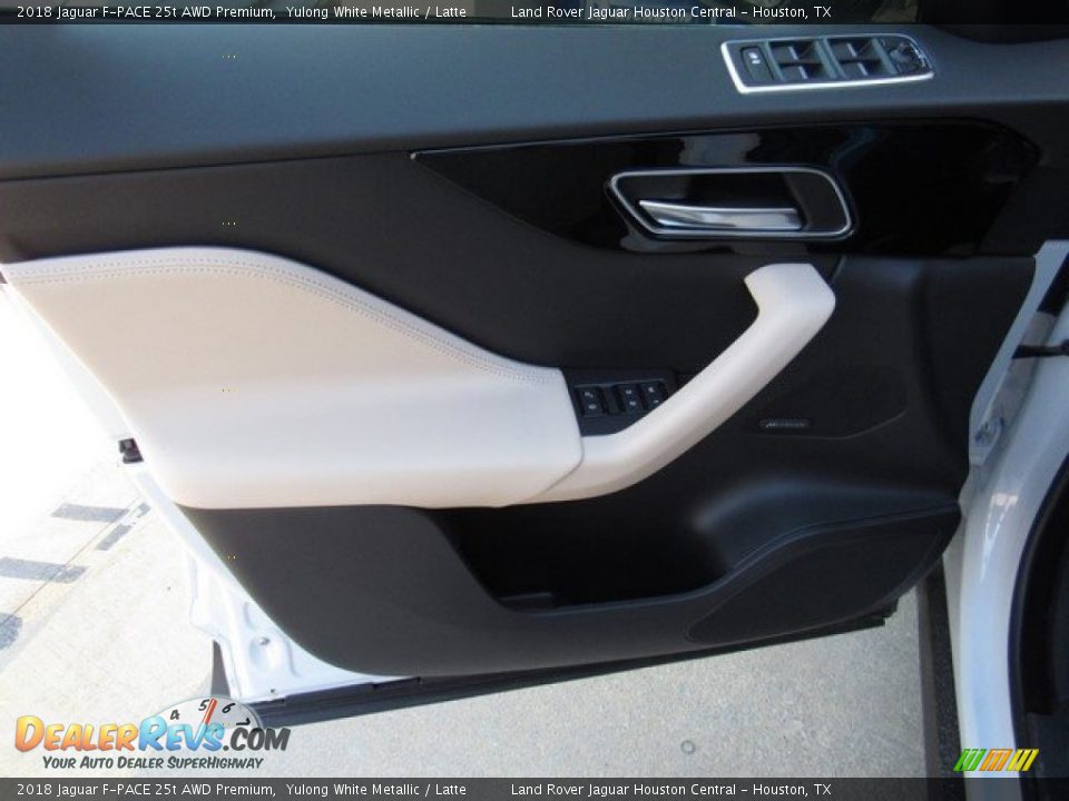 2018 Jaguar F-PACE 25t AWD Premium Yulong White Metallic / Latte Photo #24