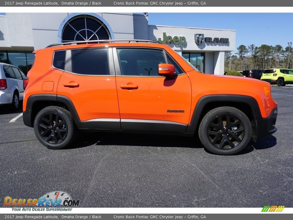 2017 Jeep Renegade Latitude Omaha Orange / Black Photo #11