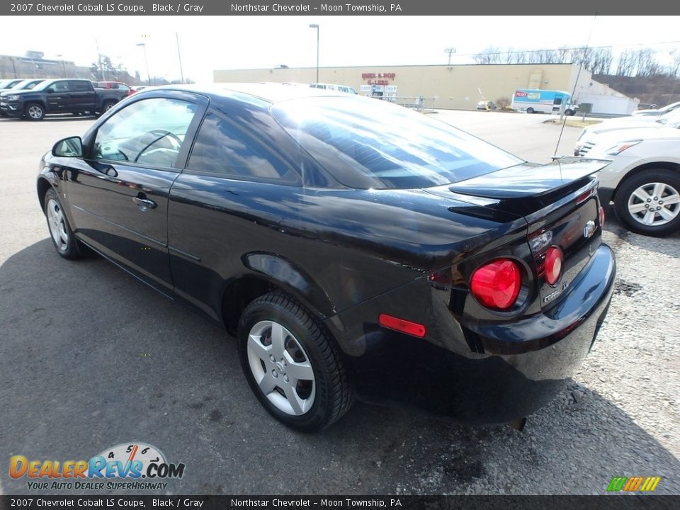 2007 Chevrolet Cobalt LS Coupe Black / Gray Photo #2