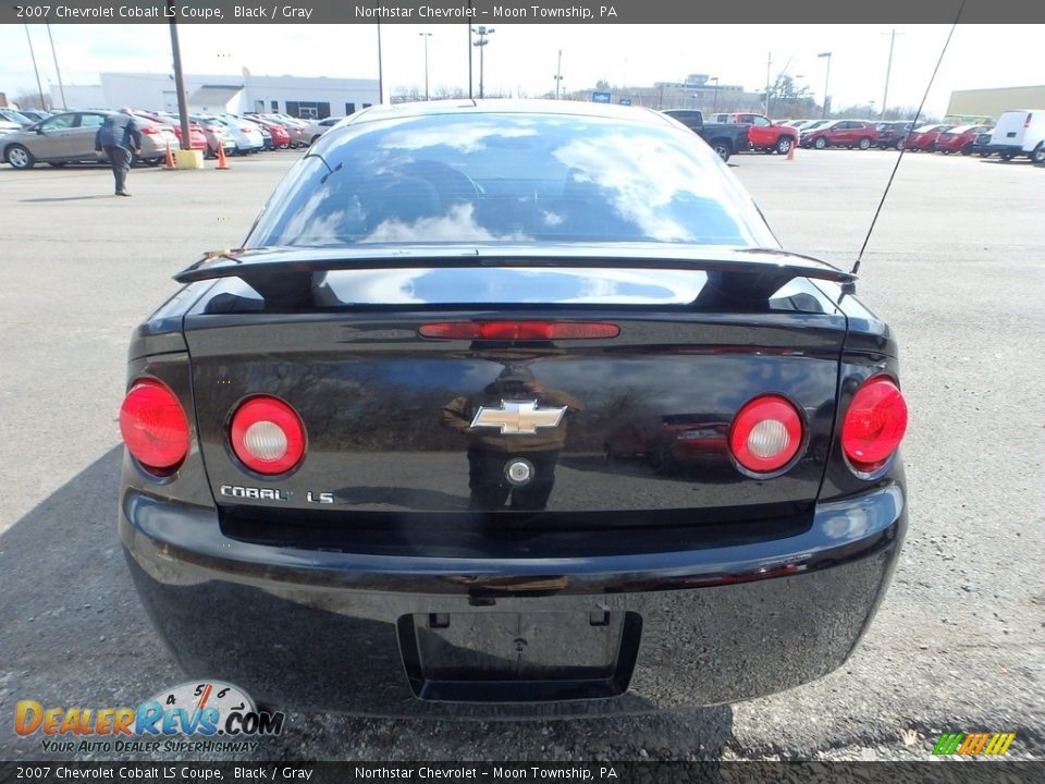 2007 Chevrolet Cobalt LS Coupe Black / Gray Photo #3