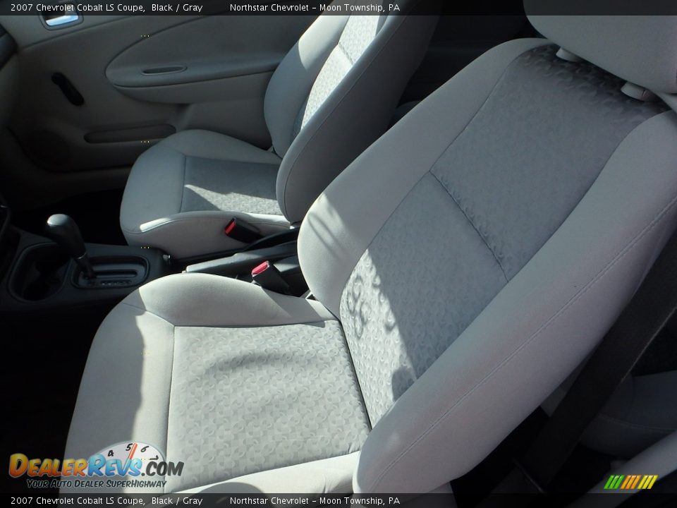 2007 Chevrolet Cobalt LS Coupe Black / Gray Photo #8