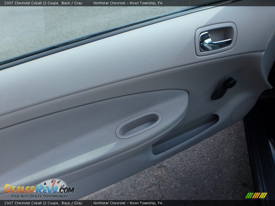 2007 Chevrolet Cobalt LS Coupe Black / Gray Photo #11