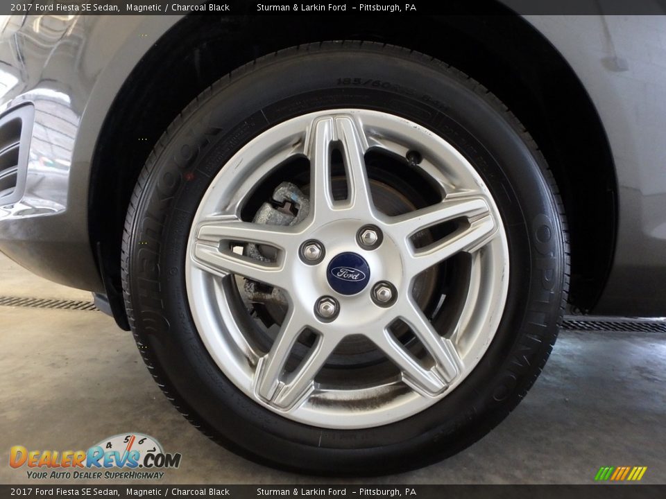 2017 Ford Fiesta SE Sedan Magnetic / Charcoal Black Photo #5