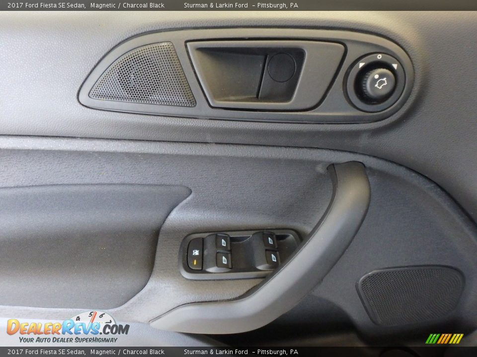 2017 Ford Fiesta SE Sedan Magnetic / Charcoal Black Photo #9