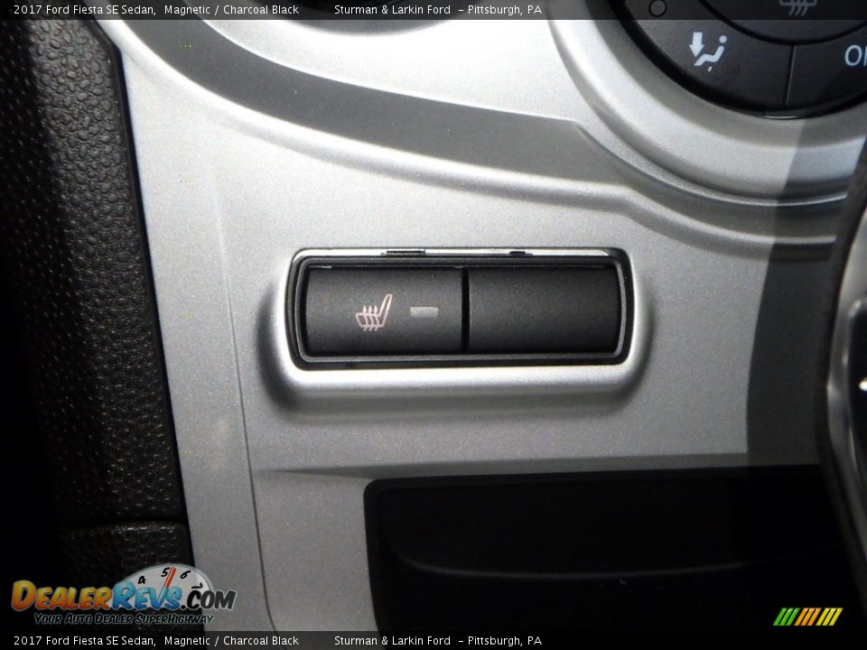 2017 Ford Fiesta SE Sedan Magnetic / Charcoal Black Photo #12