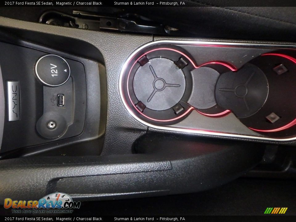 2017 Ford Fiesta SE Sedan Magnetic / Charcoal Black Photo #14