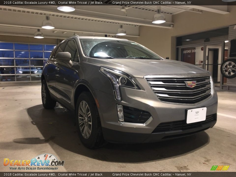 2018 Cadillac Escalade Luxury 4WD Crystal White Tricoat / Jet Black Photo #1
