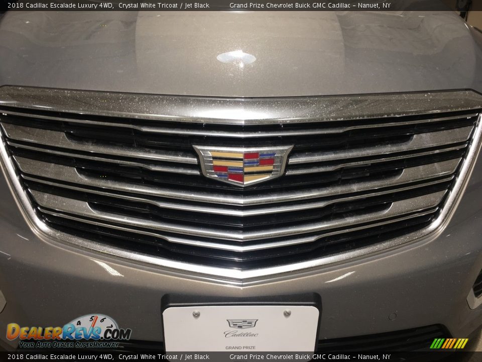 2018 Cadillac Escalade Luxury 4WD Crystal White Tricoat / Jet Black Photo #9